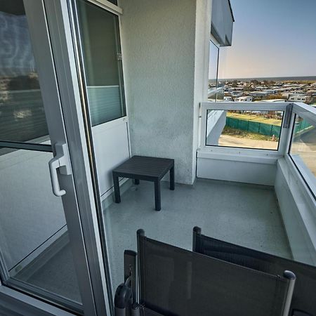 Frische Brise Ferienwohnung Mit Meerblick Куксхавен Екстериор снимка