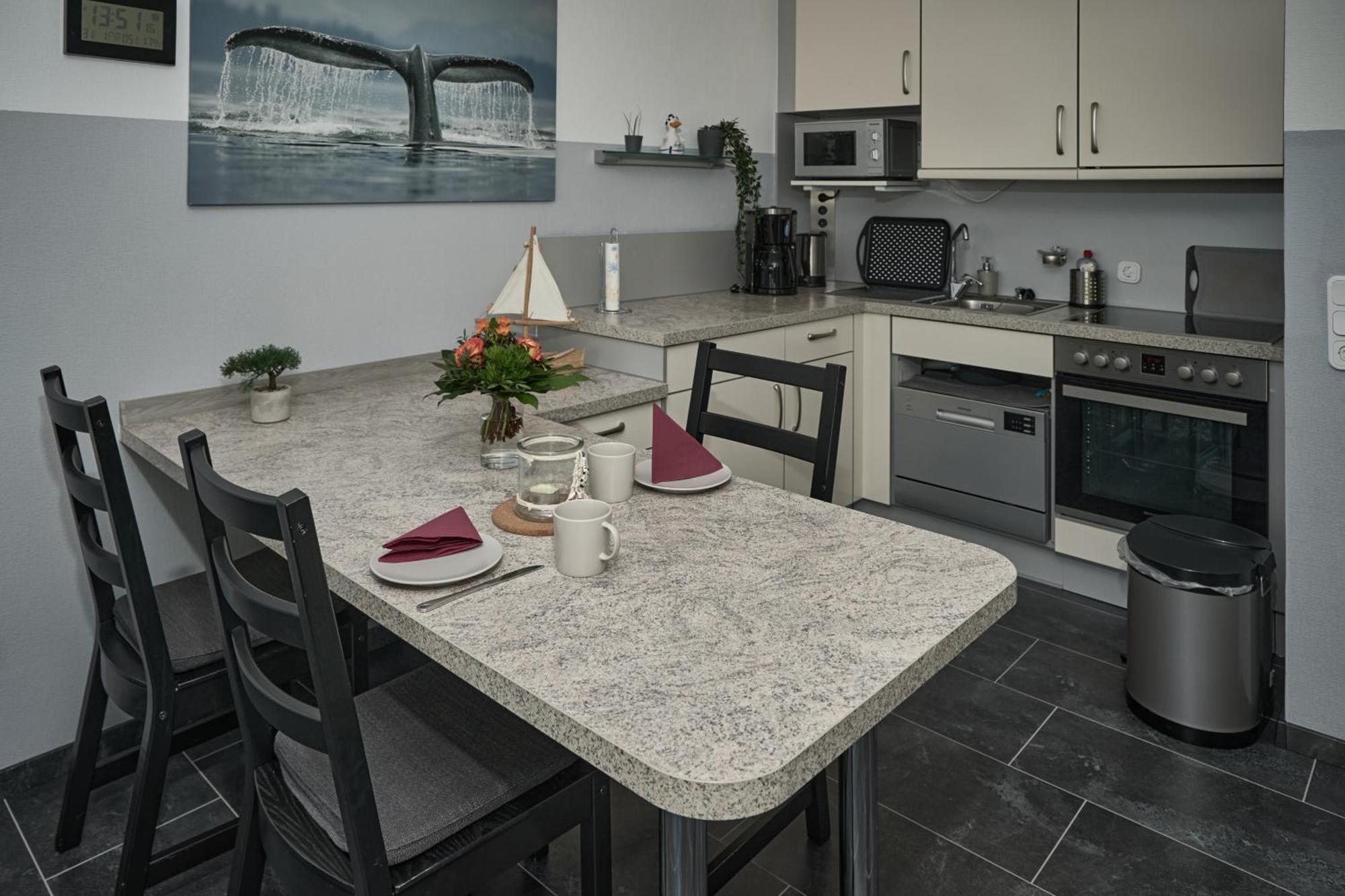 Frische Brise Ferienwohnung Mit Meerblick Куксхавен Екстериор снимка